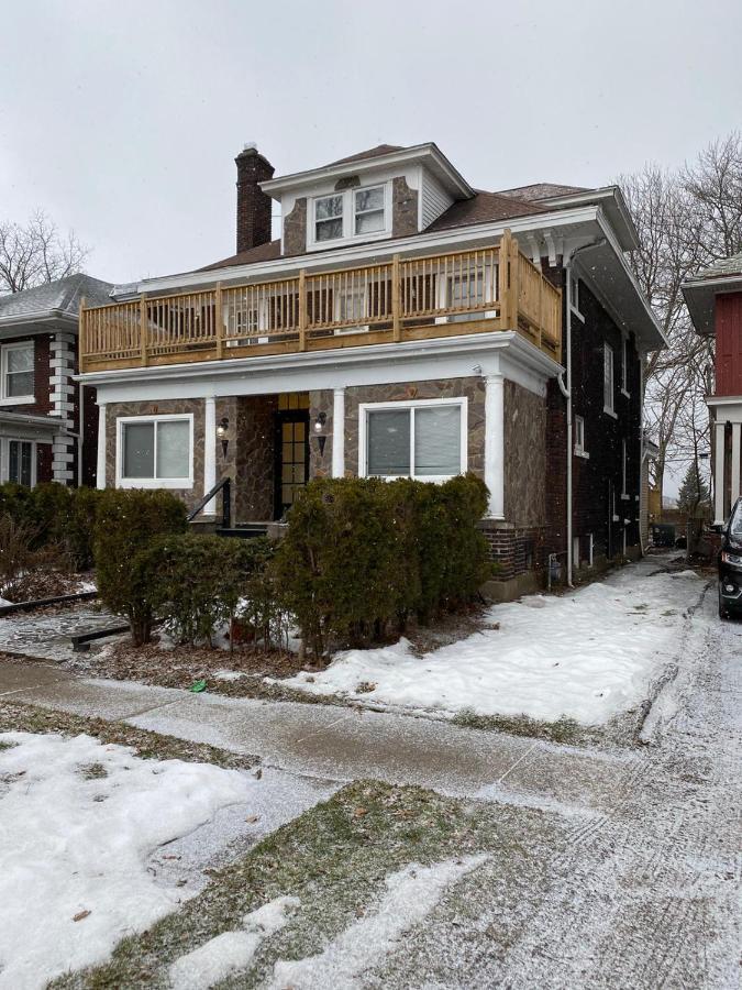 Group Hq, 9br Near Falls, Casino & Attractions Holiday home Niagara Falls