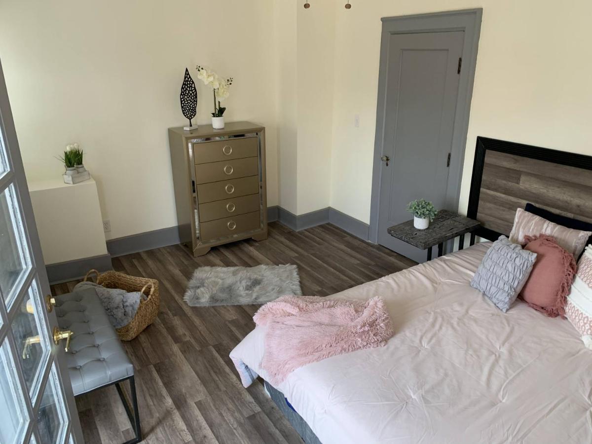 Group Hq, 9br Near Falls, Casino & Attractions Holiday home *